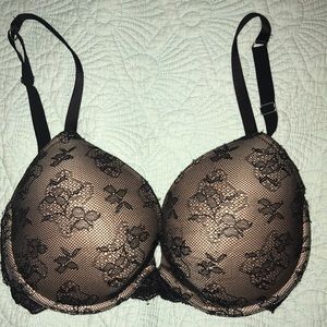 Victoria's Secret bra 34DD